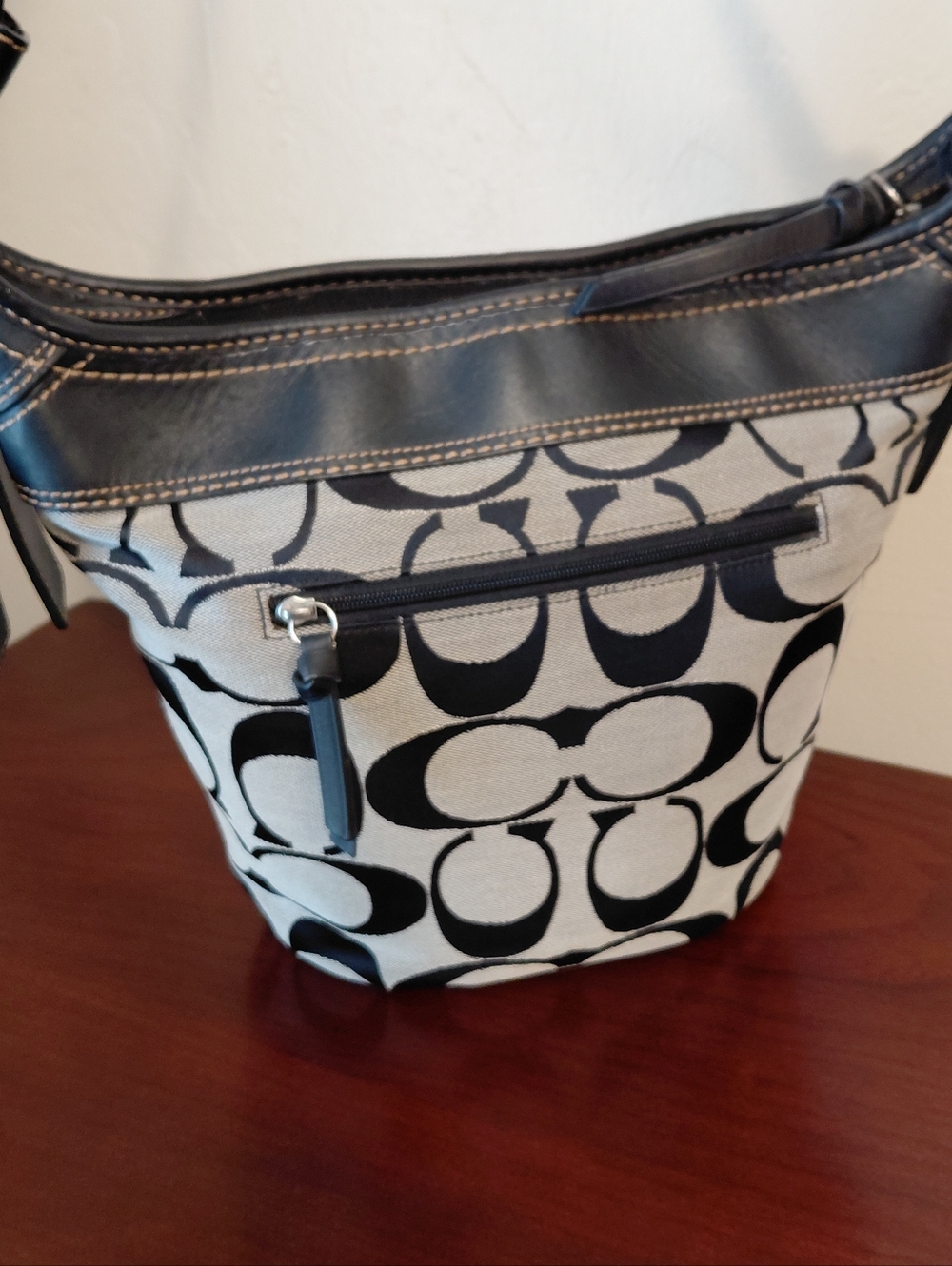 Coach Bleecker Signature Bucket Shoulder Bag, F13358. Black & Gray. - Picture 10 of 13